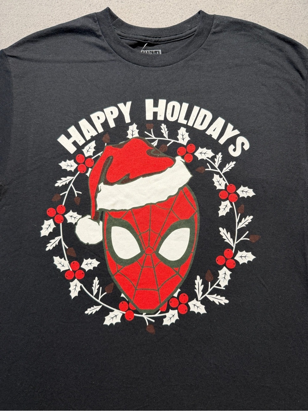 Marvel Spider-Man Happy Holidays T-Shirt Men’s Medium NWT Christmas Black Tee - Picture 2 of 5
